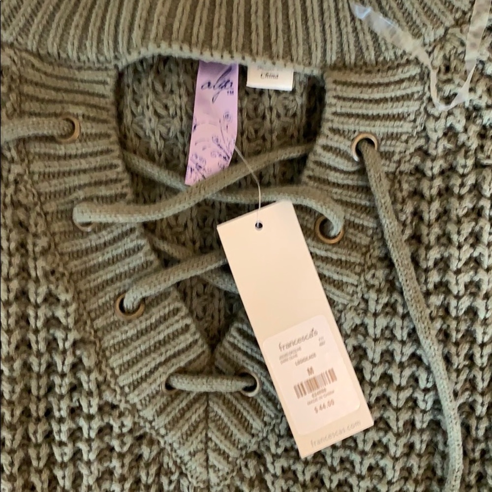 Francescas Sweater! - Picture 3 of 3